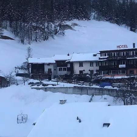 Sonnenhalde, The Originals Relais 2*